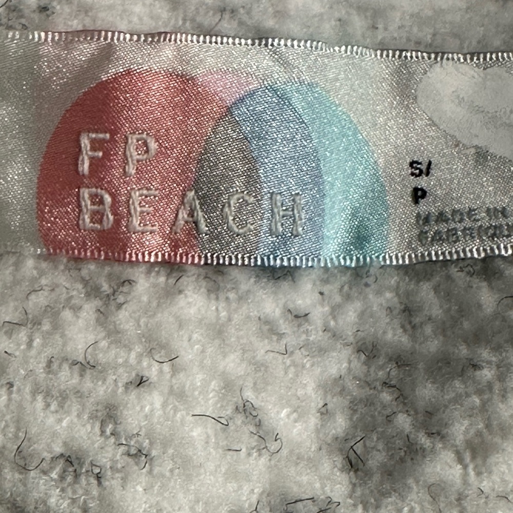 Free Peole oversized fleece shacket. - Picture 6 of 6